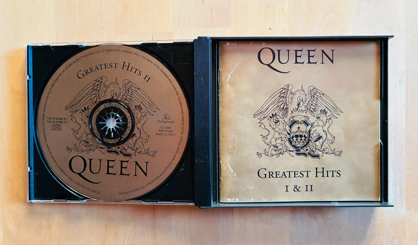 Coffret 2 CD Queen Greatest Hits I & II. – photo 2